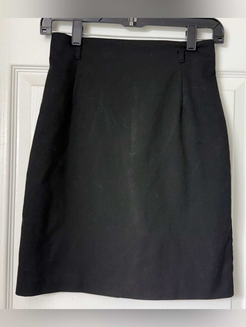 H&M Black Mini Straight Skirt